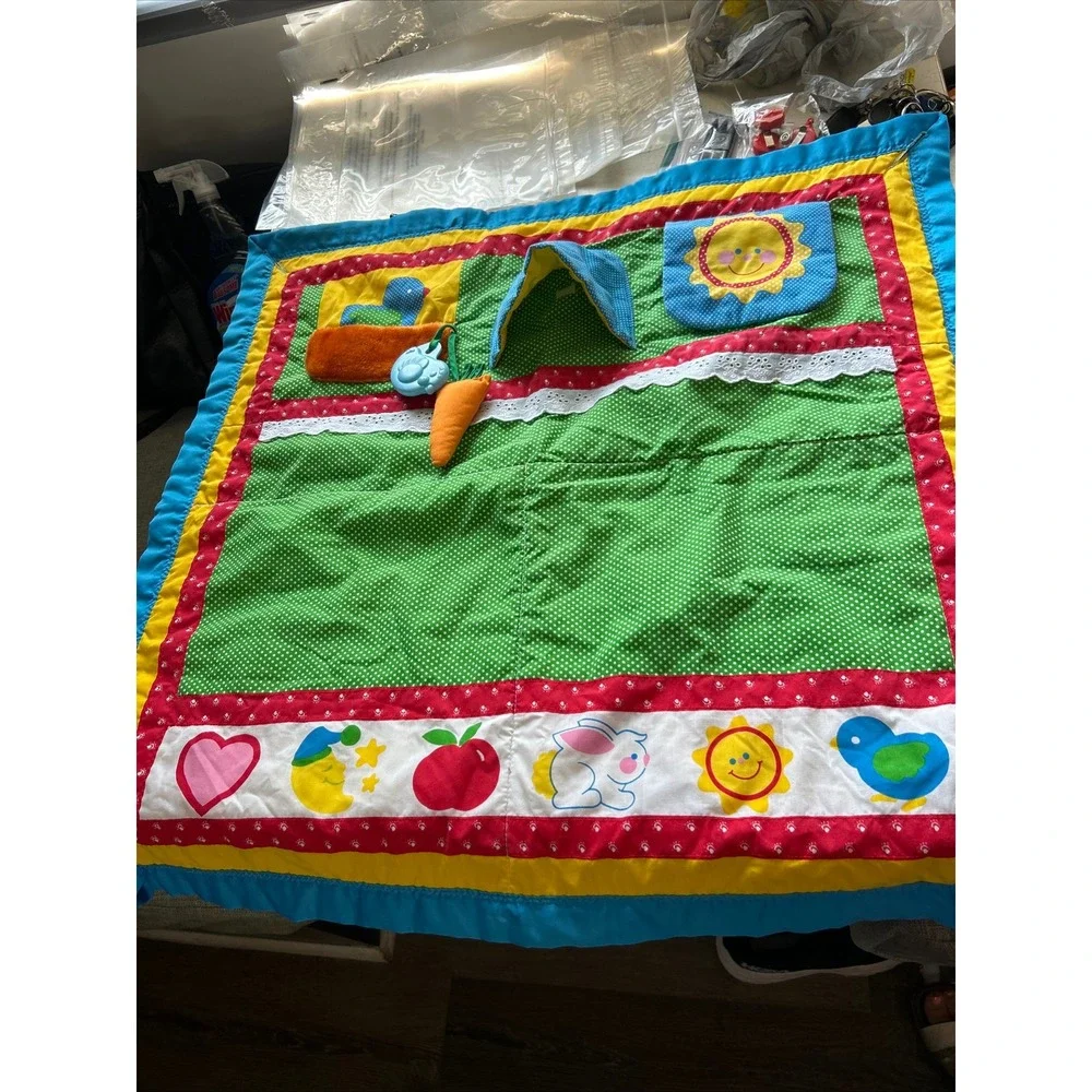 Vintage 80s Playschool baby fold and go Play Mat Sensory Activity Quilt Farm A‎